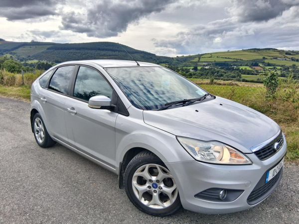 Ford Fiesta Hatchback, Petrol, 2010, Grey