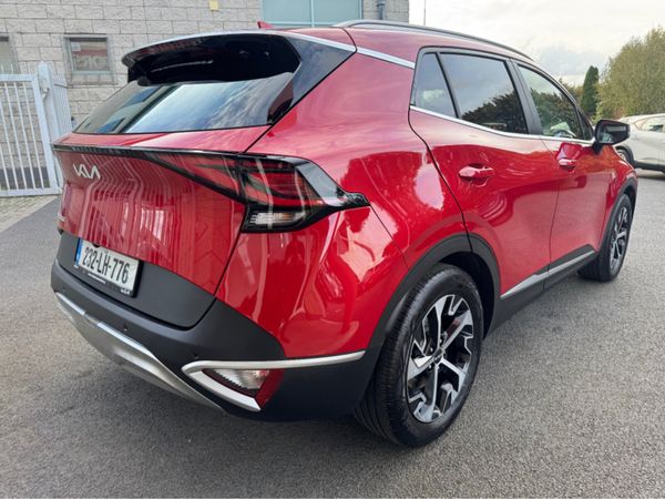 Kia Sportage Hatchback, Diesel, 2023, Red