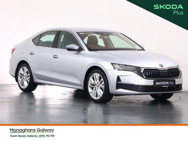 Skoda Octavia Saloon, Diesel, 2024, Grey