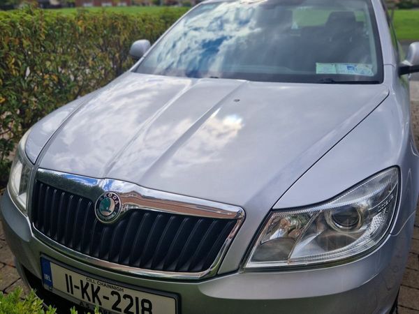 Skoda Octavia Saloon, Diesel, 2011, Silver