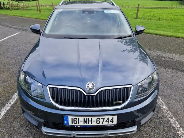 Skoda Octavia Estate, Diesel, 2016, Grey