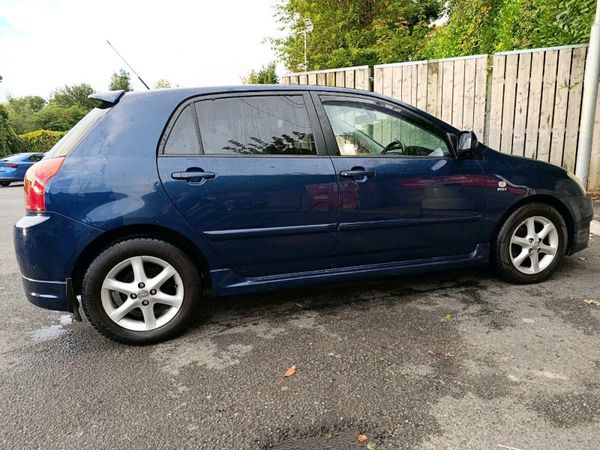 Toyota Corolla Hatchback, Petrol, 2005, Blue