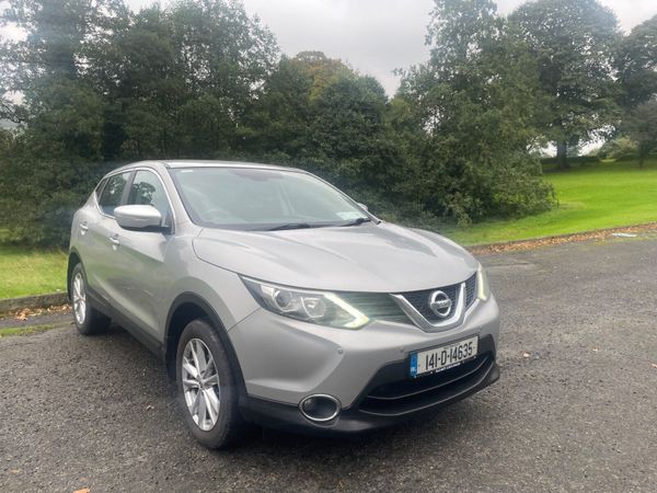 Nissan Qashqai Hatchback, Diesel, 2014, Silver