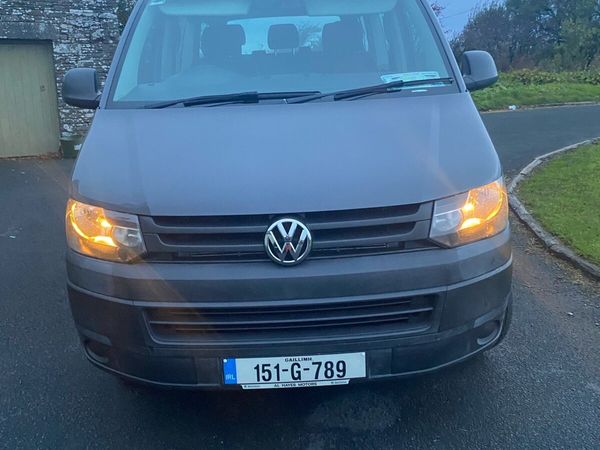 Volkswagen Shuttle MPV, Diesel, 2015, Grey