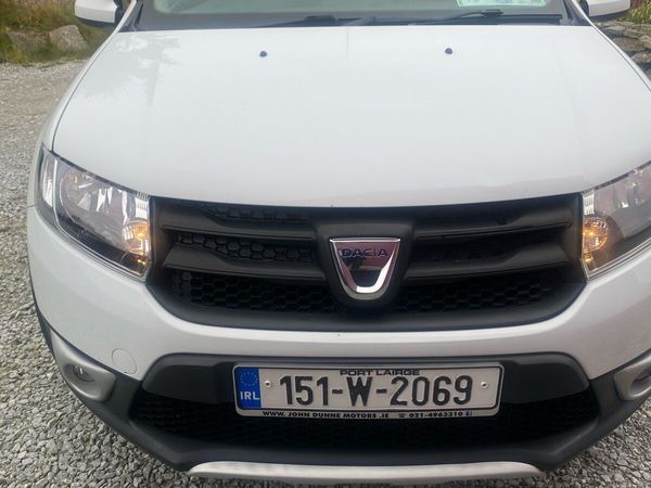 Dacia Sandero Stepway Hatchback, Diesel, 2015, White
