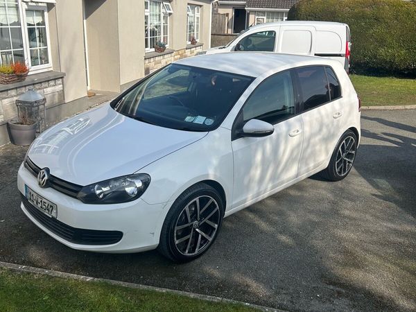 Volkswagen Golf Hatchback, Diesel, 2011, White
