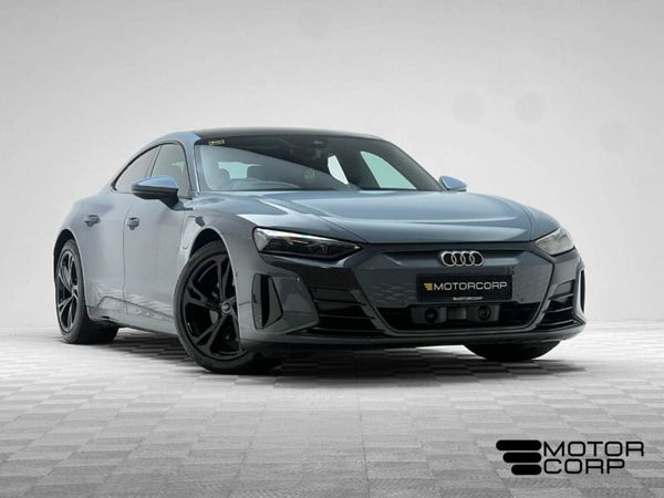 Audi e-tron GT Coupe, Electric, 2023, Grey