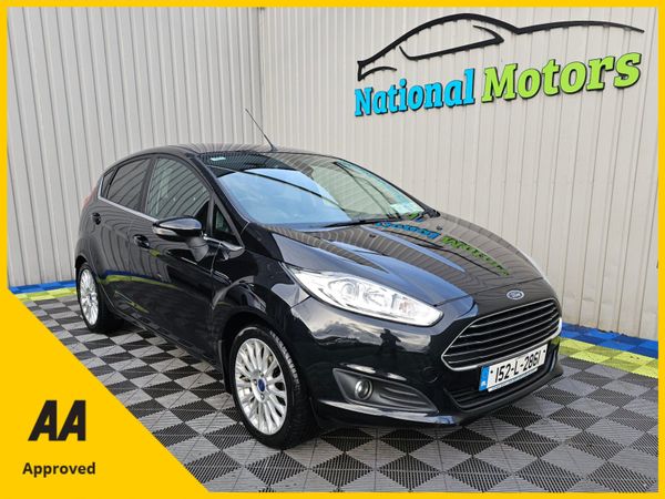 Ford Fiesta Hatchback, Petrol, 2015, Black