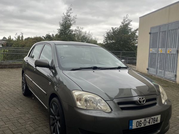 Toyota Corolla Hatchback, Petrol, 2006, Grey