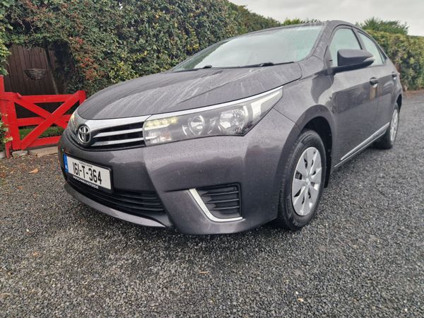 Toyota Corolla Saloon, Petrol, 2016, Grey