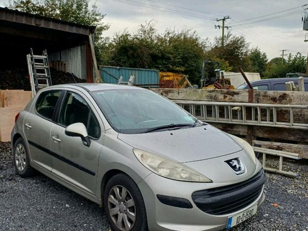 Peugeot 207 Hatchback, Diesel, 2010, Silver