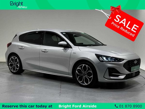 Ford Focus Hatchback, Diesel, 2024, Grey