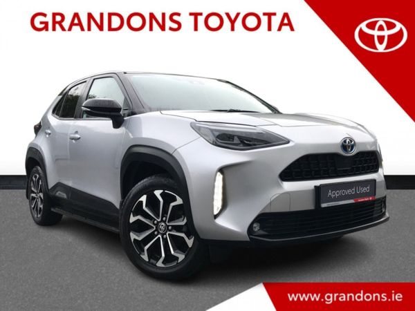 Toyota Yaris Cross Hatchback, Petrol Hybrid, 2022, Grey