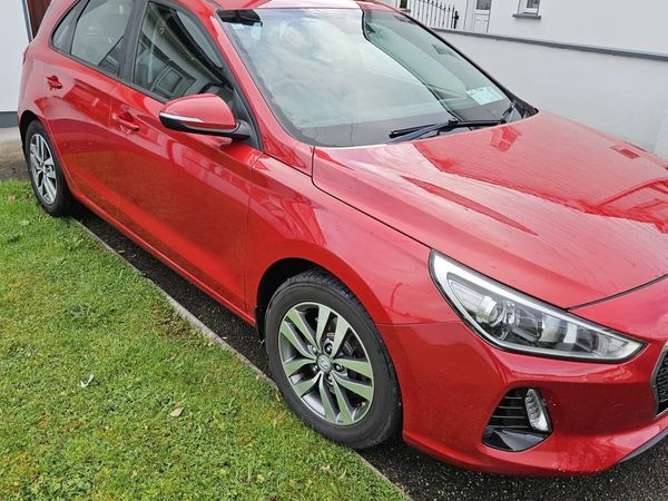 Hyundai i30 Hatchback, Diesel, 2018, Red