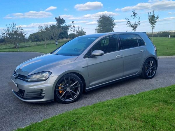 Volkswagen Golf Hatchback, Diesel, 2016, Silver