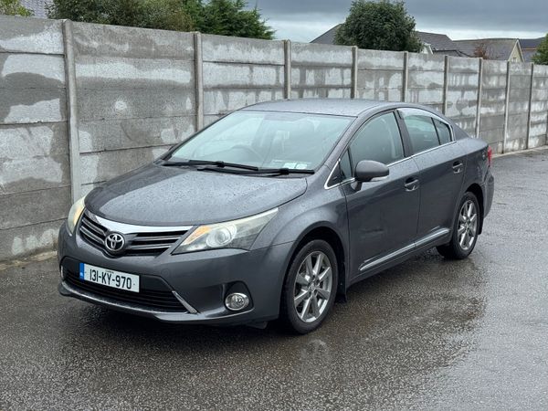 Toyota Avensis Saloon, Diesel, 2013, Grey