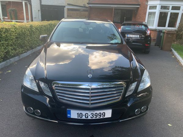 Mercedes-Benz E-Class Saloon, Diesel, 2010, Black