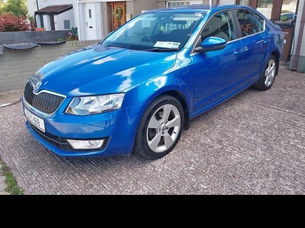 Skoda Octavia Saloon, Diesel, 2013, Blue