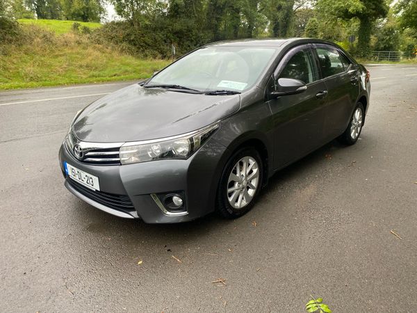 Toyota Corolla Saloon, Diesel, 2015, Grey