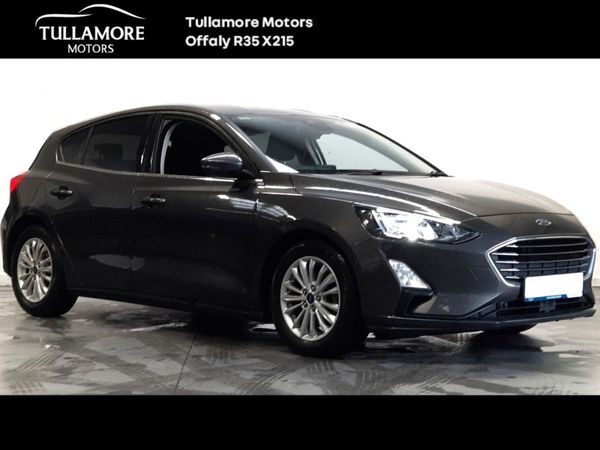 Ford Focus Hatchback, Petrol Hybrid, 2022, Grey