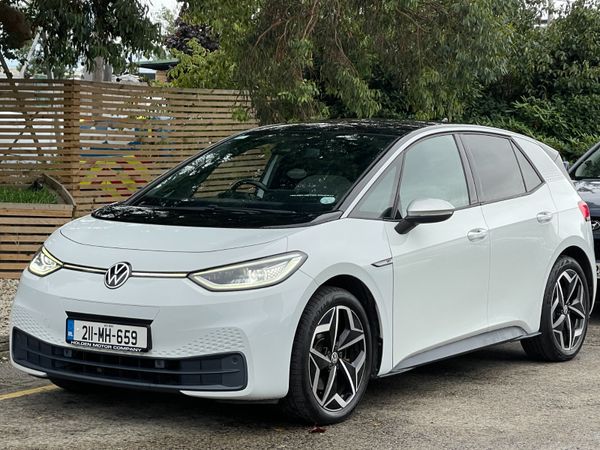 Volkswagen ID.3 Hatchback, Electric, 2021, White