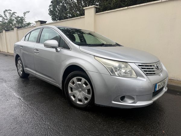 Toyota Avensis Saloon, Diesel, 2010, Silver