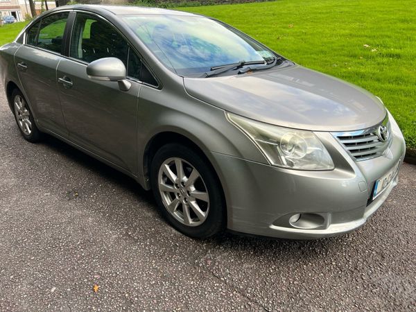Toyota Avensis Saloon, Diesel, 2010, Grey