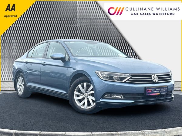 Volkswagen Passat Saloon, Diesel, 2017, Blue
