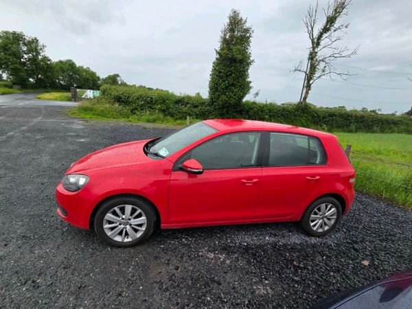 Volkswagen Golf Hatchback, Diesel, 2011, Red