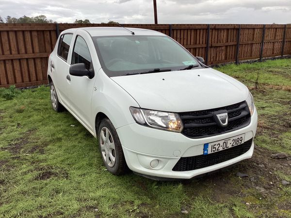 Dacia Sandero Hatchback, Petrol, 2015, White