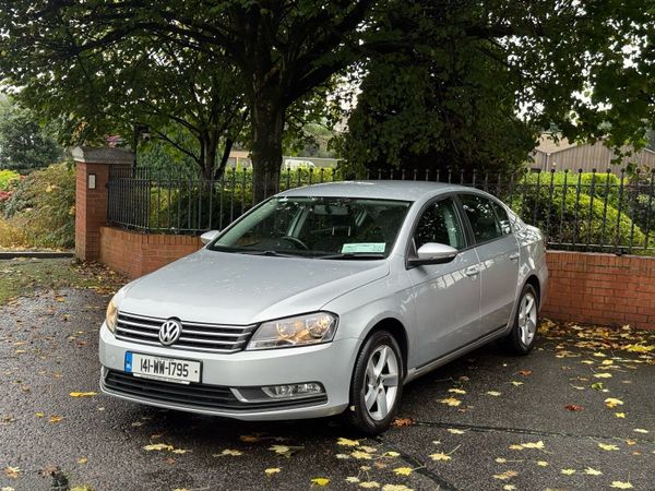 Volkswagen Passat Saloon, Diesel, 2014, Silver