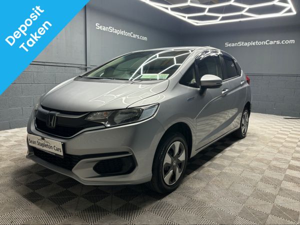 Honda Fit Hatchback, Petrol Hybrid, 2019, Grey