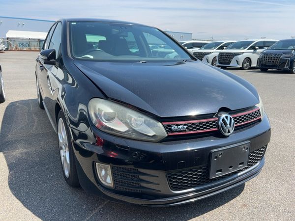 Volkswagen Golf Hatchback, Petrol, 2011, Black