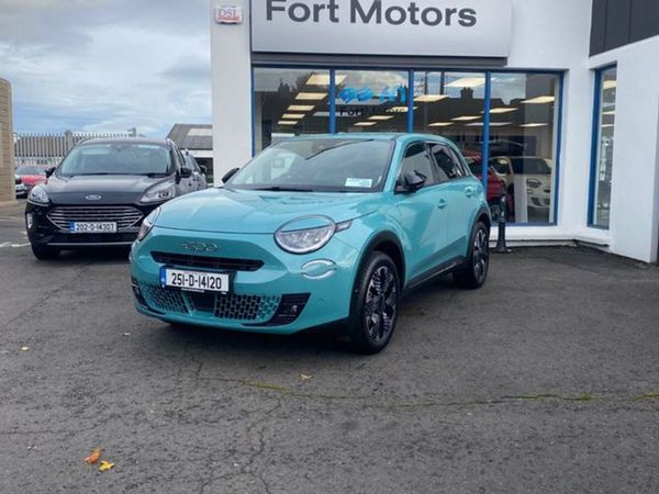 Fiat 600 Hatchback, Petrol, 2025, Blue