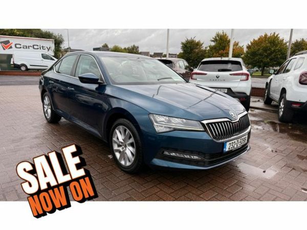 Skoda Superb Saloon, Diesel, 2023, Blue