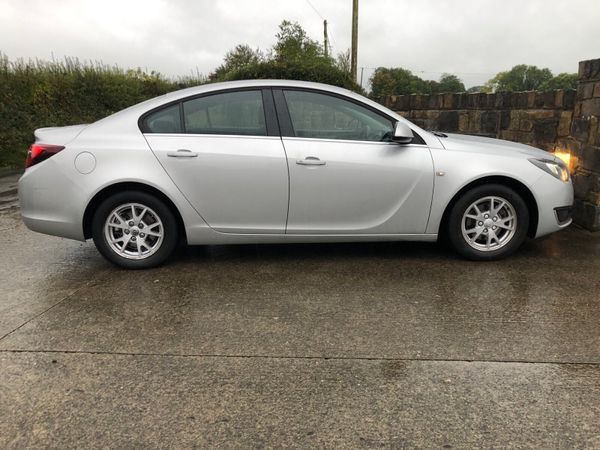 Opel Insignia Saloon, Diesel, 2014, Silver