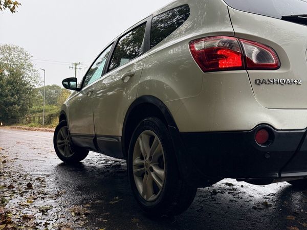 Nissan Qashqai+2 MPV, Diesel, 2011, White