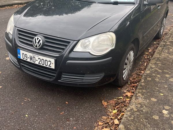 Volkswagen Polo Hatchback, Petrol, 2009, Black
