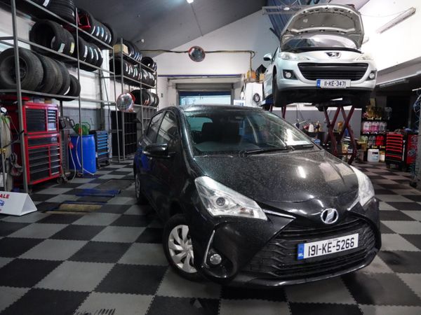 Toyota Vitz Hatchback, Petrol, 2019, Black