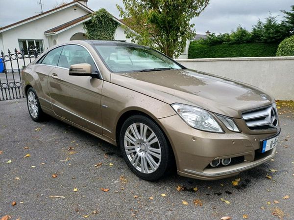 Mercedes-Benz E-Class Coupe, Diesel, 2011, Beige