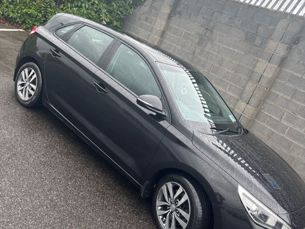Hyundai i30 Hatchback, Diesel, 2017, Black