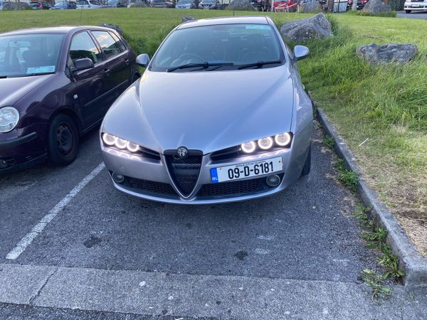 Alfa Romeo 159 Saloon, Diesel, 2009, Grey