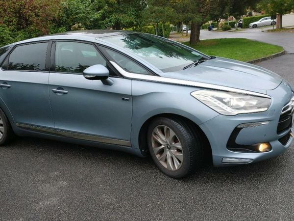 Citroen DS 5 Hatchback, Diesel Hybrid, 2012, Blue