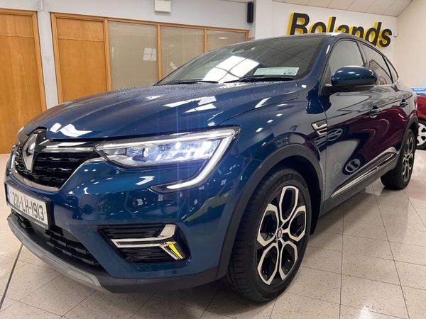 Renault Arkana Hatchback, Petrol, 2022, Blue