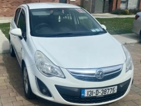 Vauxhall Corsa Hatchback, Petrol, 2013, White