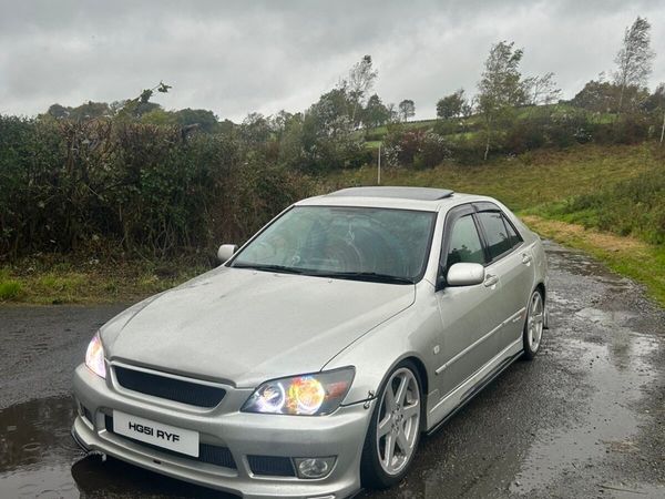 Lexus IS Saloon, Petrol, 2002, Silver