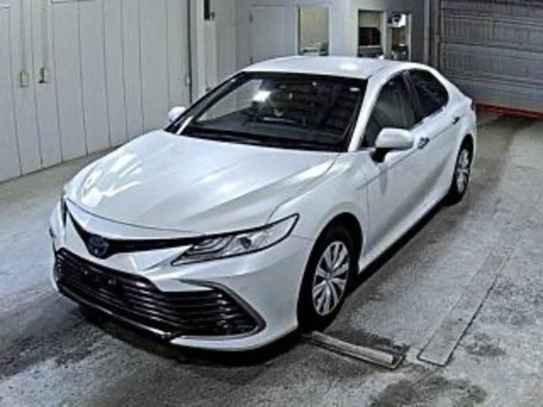 Toyota Prius Saloon, Petrol Hybrid, 2023, White