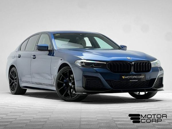 BMW 5-Series Saloon, Petrol Plug-in Hybrid, 2022, Blue