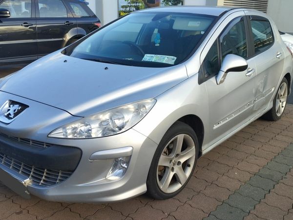 Peugeot 308 Hatchback, Diesel, 2010, Silver