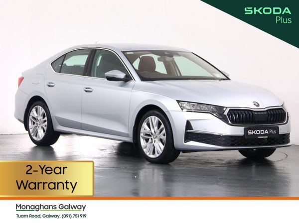 Skoda Octavia Saloon, Diesel, 2024, Grey
